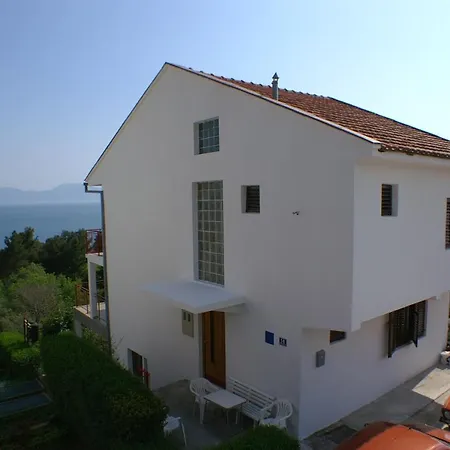 By The Sea - Makarska - 2635 * 포도카